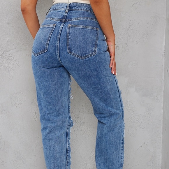Vintage Wash Distressed Jeans - Picture 2 of 4